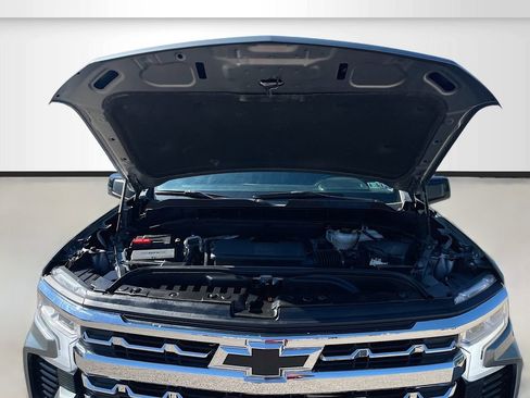 Used 2024 Chevrolet Silverado 1500 RST w/ Z71 Off-Road Package image 28