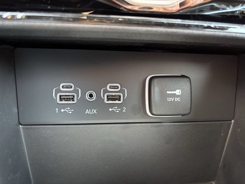 New 2026 Jeep Grand Cherokee L Limited w/ Limited Altitude Package AWD/4WD image 18