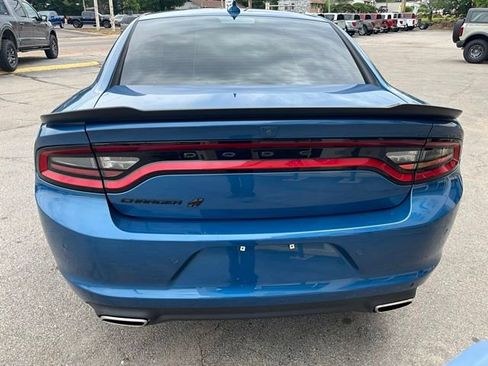 Used 2023 Dodge Charger SXT w/ Blacktop Package AWD/4WD image 9