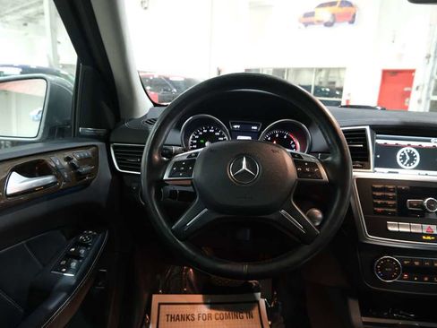 Used 2015 Mercedes-Benz GL 450 4MATIC w/ Parking Assist Package image 35