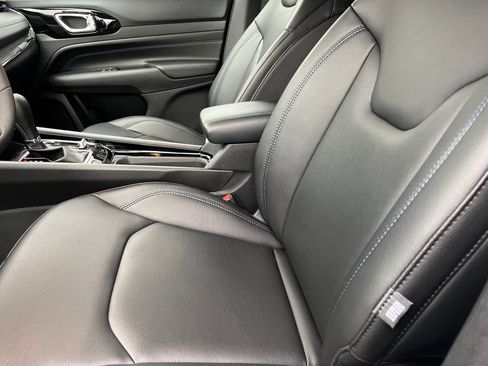 New 2026 Jeep Compass Limited AWD/4WD image 14