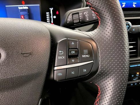 Used 2023 Ford Escape ST-Line AWD/4WD image 11
