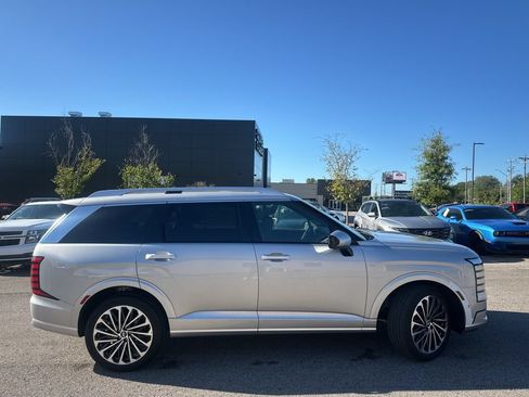 New 2026 Hyundai Palisade Calligraphy FWD image 9