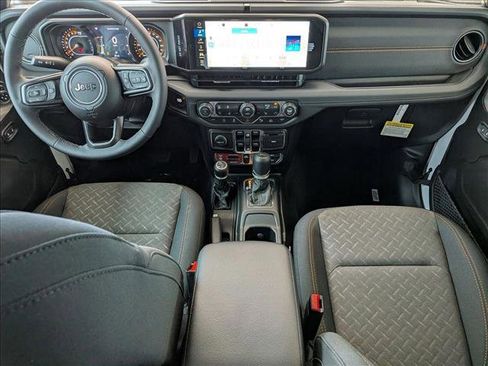 New 2026 Jeep Gladiator Mojave w/ Safety Group image 14