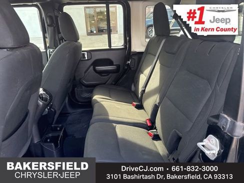 Used 2020 Jeep Wrangler Unlimited Sport S image 24