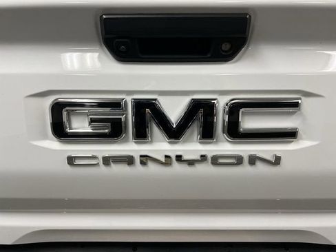 Used 2025 GMC Canyon AT4 image 31