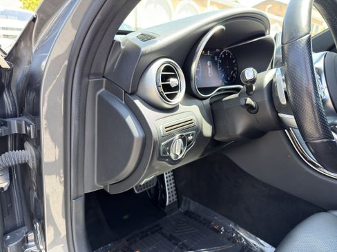 Used 2021 Mercedes-Benz C 300 Sedan image 25