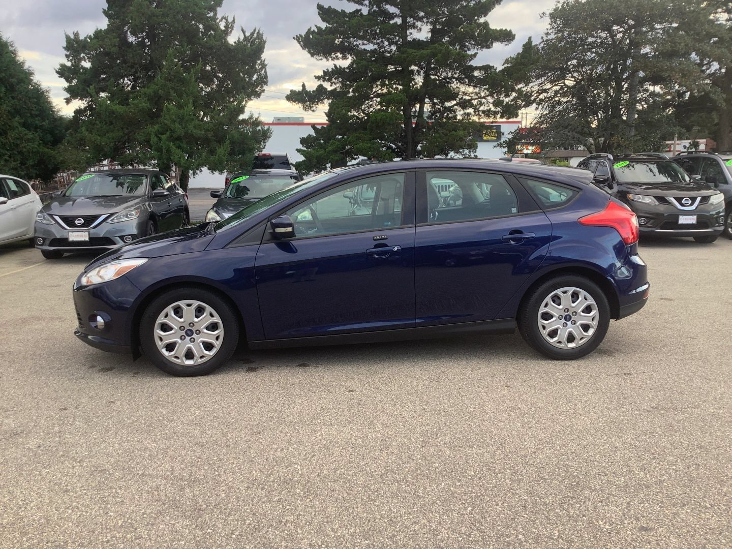 Used 2012 Ford Focus SE FWD image 5