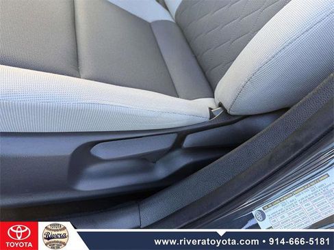 Certified 2023 Toyota Corolla LE image 14