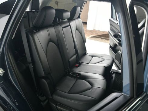 Used 2024 Toyota Grand Highlander AWD Hybrid image 40