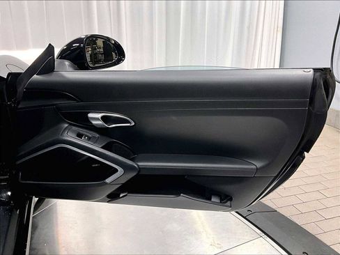 Used 2015 Porsche 911 Carrera image 28