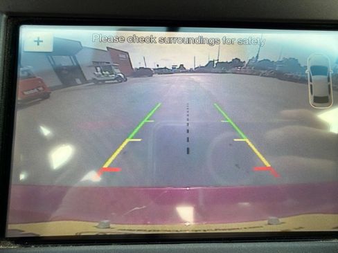 Used 2017 Ford Edge Titanium w/ Equipment Group 301A AWD/4WD image 19