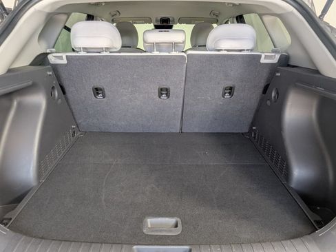 Used 2025 Hyundai Kona SEL FWD image 26