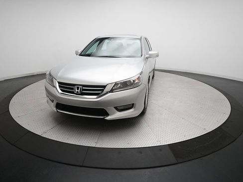 Used 2015 Honda Accord EX-L image 12