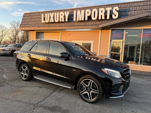 Used 2017 Mercedes-Benz GLE 43 AMG AMG GLE 43 4MATIC SUV image 2
