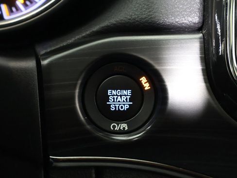 Used 2021 Jeep Grand Cherokee Limited X image 44