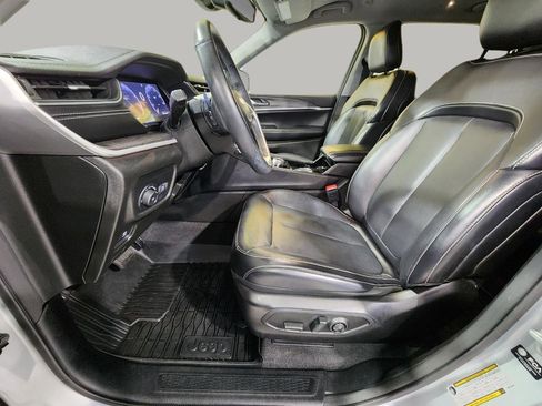 Used 2021 Jeep Grand Cherokee L Limited image 13