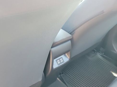 Used 2026 Toyota Corolla LE FWD image 10