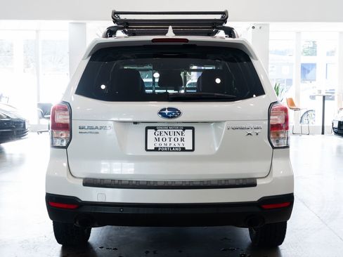 Used 2018 Subaru Forester 2.0XT Touring w/ Popular Package #2 image 5