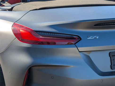 Used 2022 BMW Z4 M40i w/ Premium Package image 13