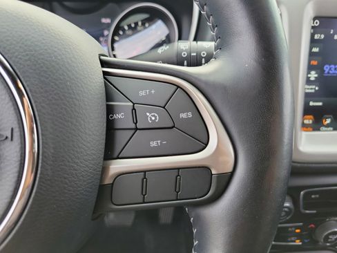 Used 2021 Jeep Compass Latitude FWD image 19