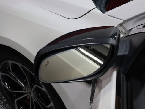 Used 2013 Ford Taurus SHO image 60