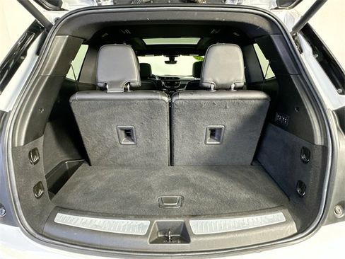 Used 2022 Cadillac XT6 Premium Luxury w/ Technology Package image 34