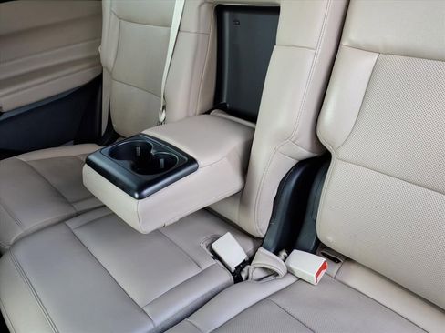 Used 2023 Ford Explorer Limited image 34