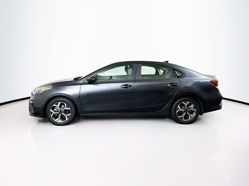 Used 2019 Kia Forte LXS FWD image 4