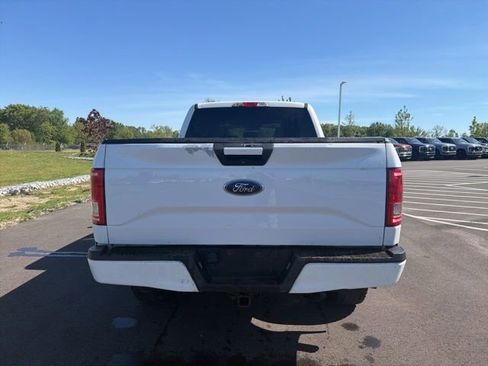 Used 2017 Ford F150 XLT w/ Equipment Group 301A Mid AWD/4WD image 9