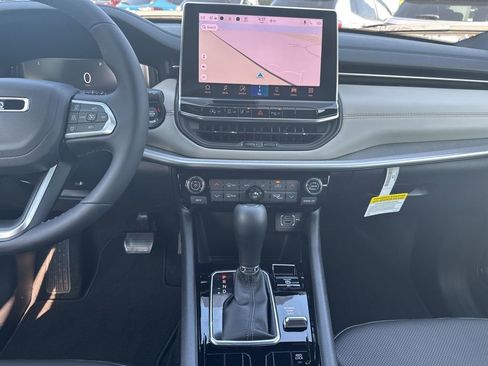 New 2025 Jeep Compass Limited w/ Elite Group image 18