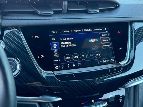 Used 2025 Cadillac XT6 Premium Luxury image 27