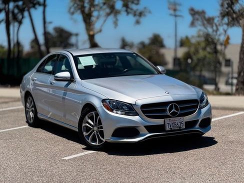 Used 2017 Mercedes-Benz C 300 Sedan image 2