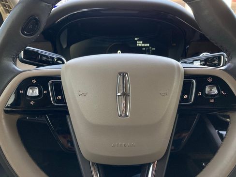 Used 2021 Lincoln Corsair Reserve w/ Elements Package image 18