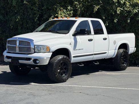 Used 2005 Dodge Ram 3500 Truck SLT AWD/4WD image 4