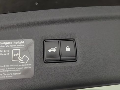 Certified 2025 INFINITI QX50 Luxe AWD/4WD image 8