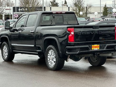 Used 2024 Chevrolet Silverado 2500 High Country w/ High Country Premium Package image 6
