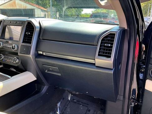 Used 2020 Ford Expedition Platinum AWD/4WD image 26