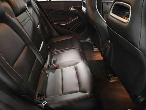 Used 2016 Mercedes-Benz CLA 250 image 18