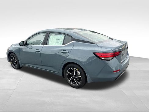 New 2025 Nissan Sentra SV image 4