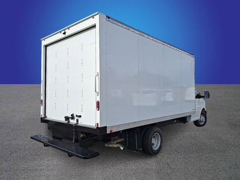 New 2025 Chevrolet Express 3500 RWD image 3