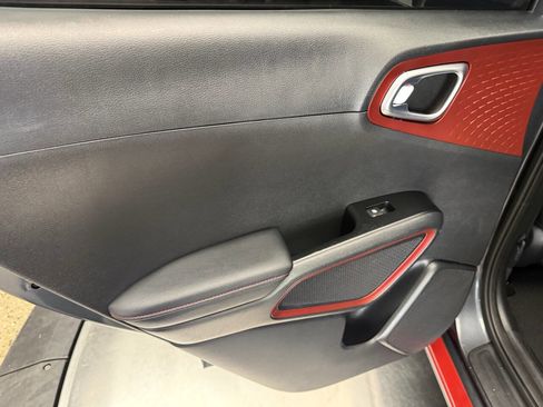 Used 2020 Kia Soul GT-Line Turbo FWD image 22