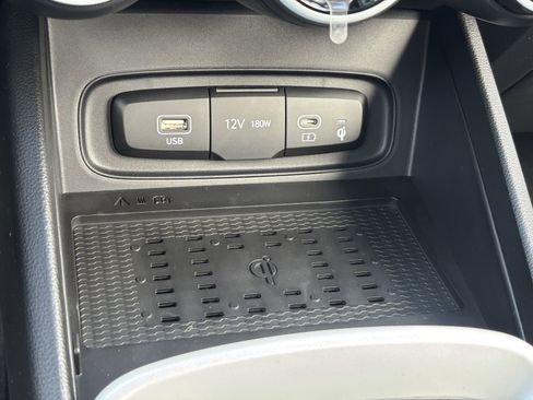 New 2026 Hyundai Venue SEL image 19