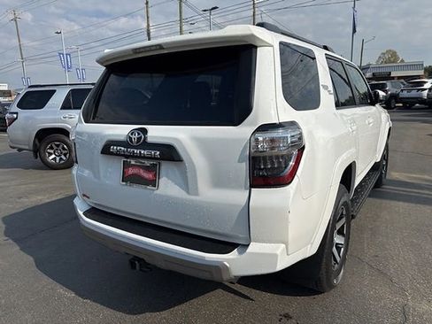 Used 2024 Toyota 4Runner TRD Off-Road image 4