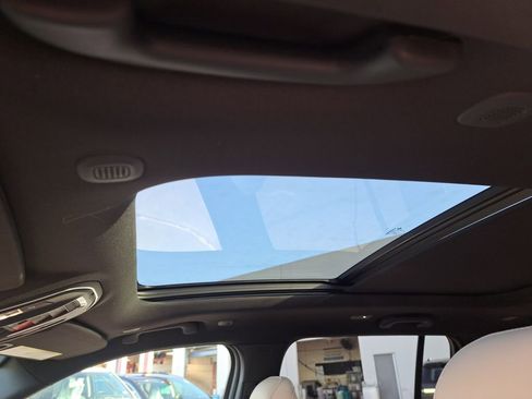 New 2025 Jeep Grand Cherokee Limited image 7