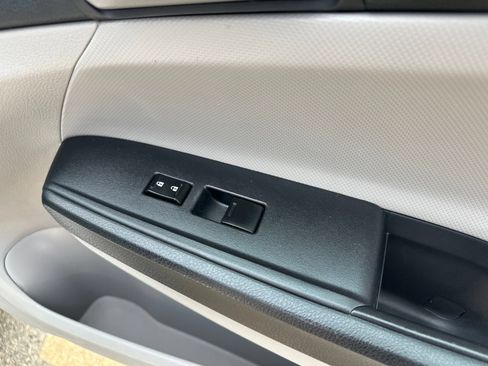 Used 2012 Honda Accord LX image 36