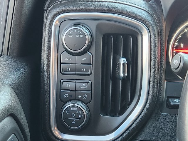 Used 2022 Chevrolet Silverado 3500 High Country AWD/4WD image 24