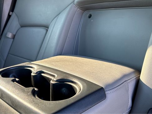 Used 2022 Chevrolet Silverado 1500 LTZ w/ LTZ Convenience Package II image 17