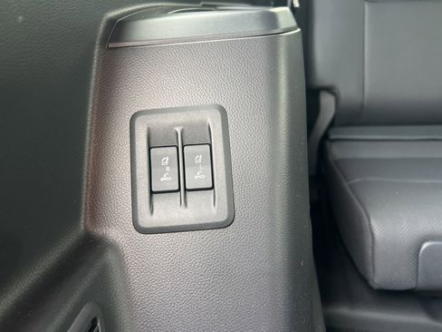 Used 2024 Lexus GX 550 550 Premium+ image 25