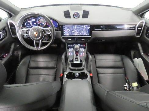 Certified 2023 Porsche Cayenne Coupe AWD/4WD image 14